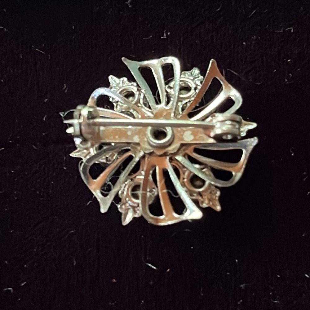Vintages Earrings and matching brooch - Picture 4 of 8